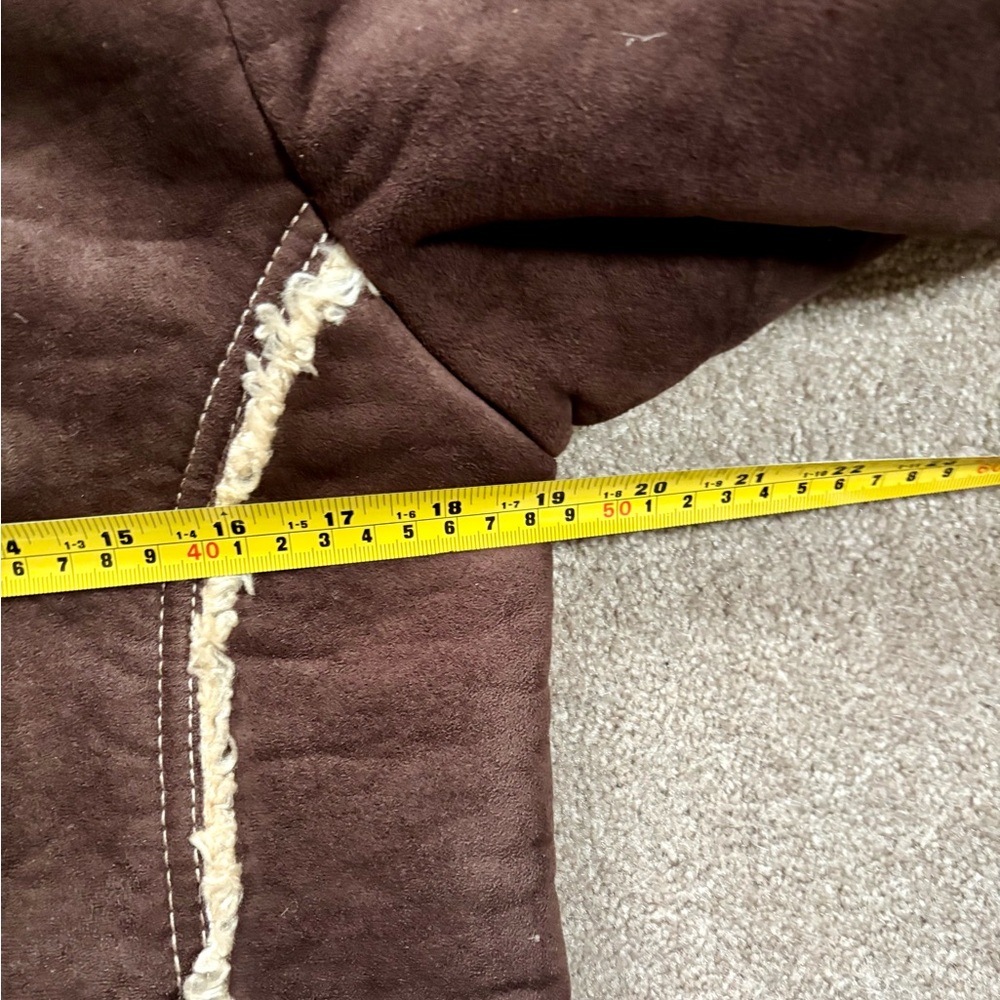 Retro Faux Shearling Jacket – Cozy Vintage Boho Style - Picture 9 of 11
